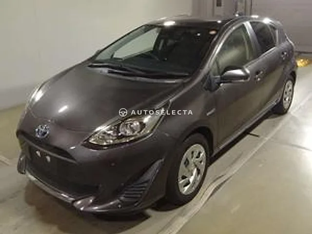 Toyota Aqua 2019, auction grade 4