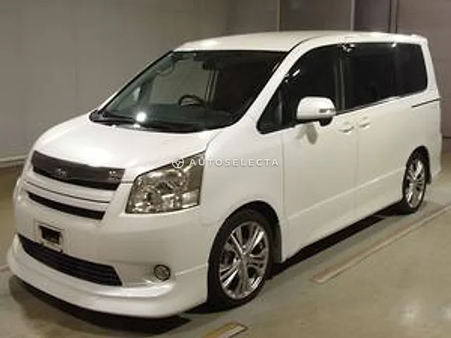 Toyota Noah 2010, auction grade 3.5