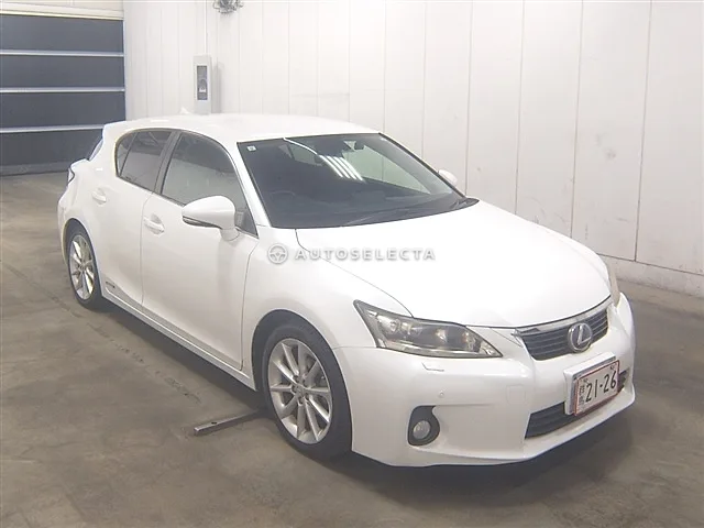 Lexus CT 2011, auction grade 3