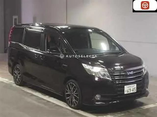 Toyota Noah 2015, auction grade 3.5