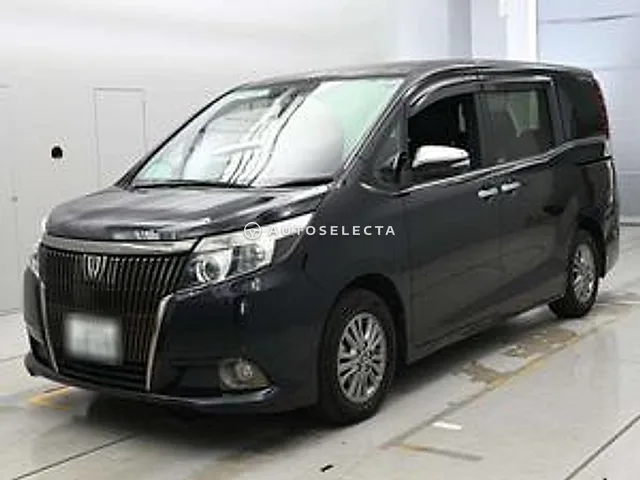 Toyota Esquire 2016, auction grade 3.5