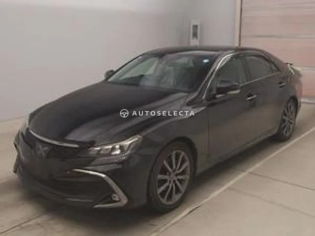Toyota Mark X 2017, auction grade R