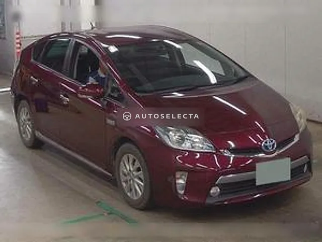 Toyota Prius PHV 2014, auction grade 3.5