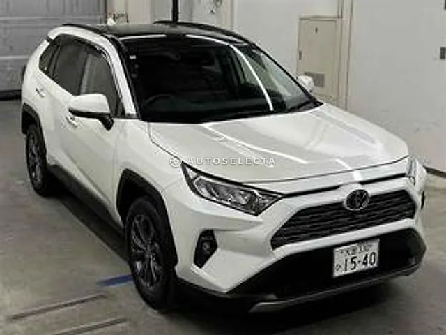 Toyota RAV4 2022, auction grade 4.5