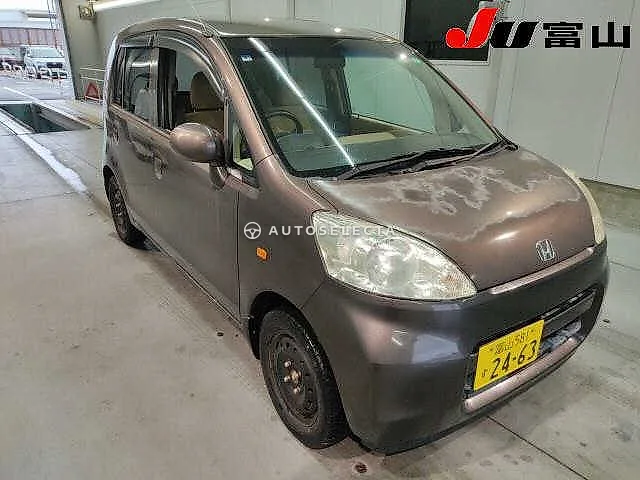 Honda Life 2007, auction grade R