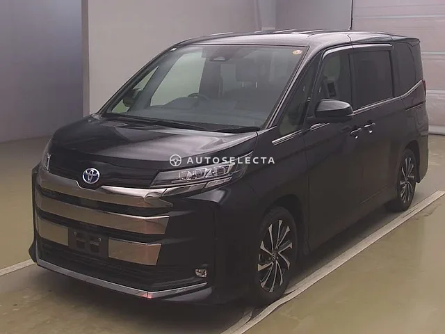 Toyota Noah 2023, auction grade 4