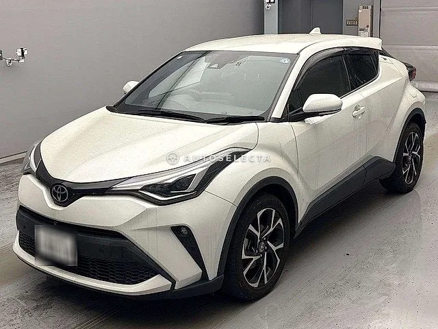 Toyota C-HR 2021, auction grade 4.5