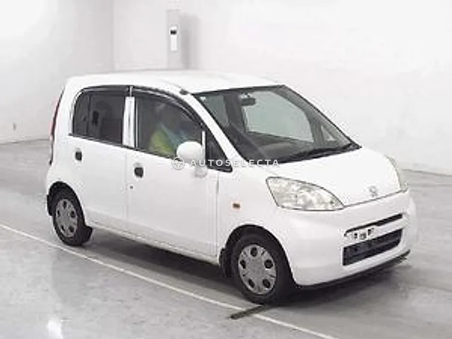 Honda Life 2006, auction grade R