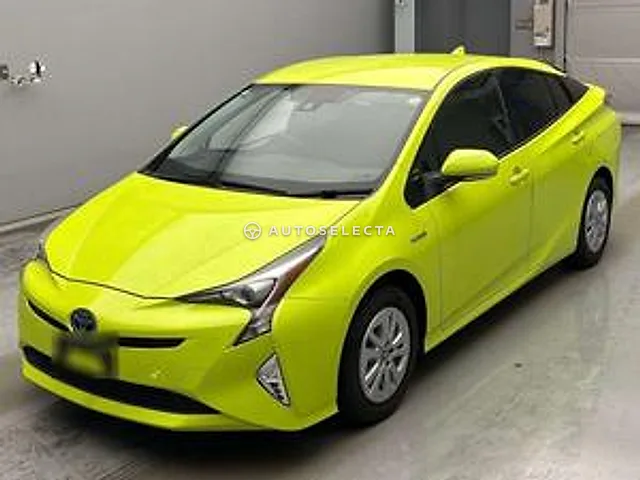 Toyota Prius 2016, auction grade R