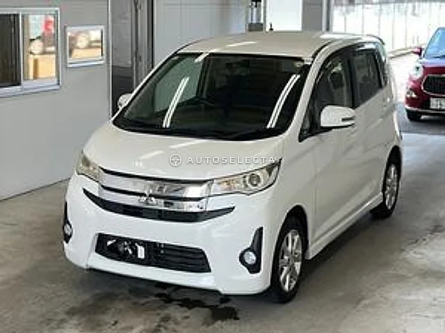 Mitsubishi eK Custom 2013, auction grade 3.5