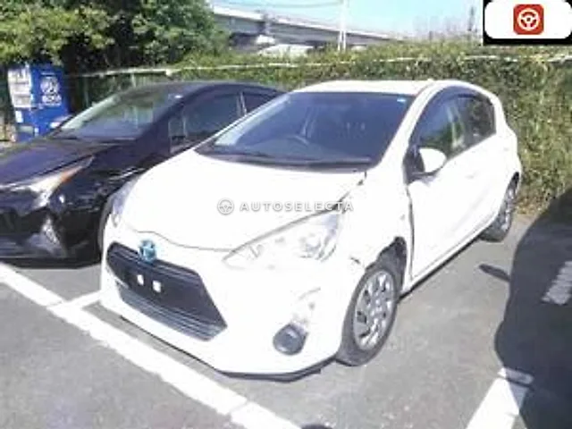 Toyota Aqua 2015