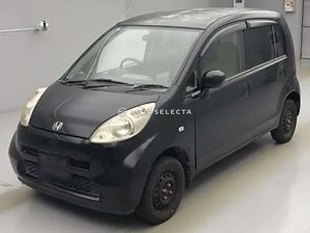 Honda Life 2006, auction grade R