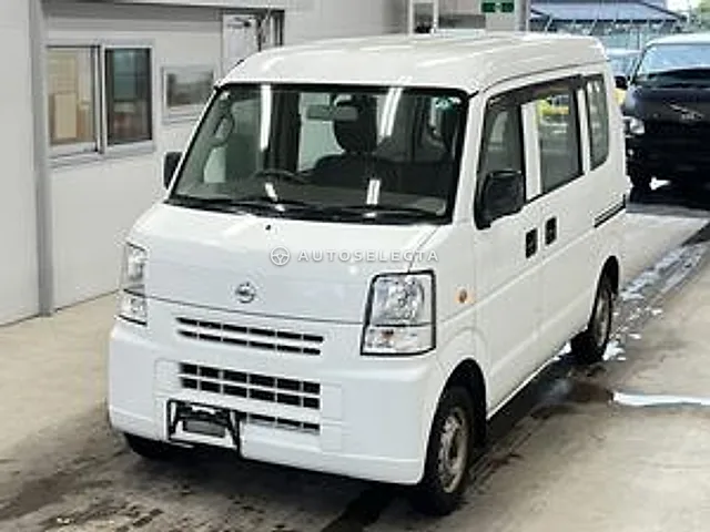 Nissan NV100 Clipper 2014, auction grade 3.5