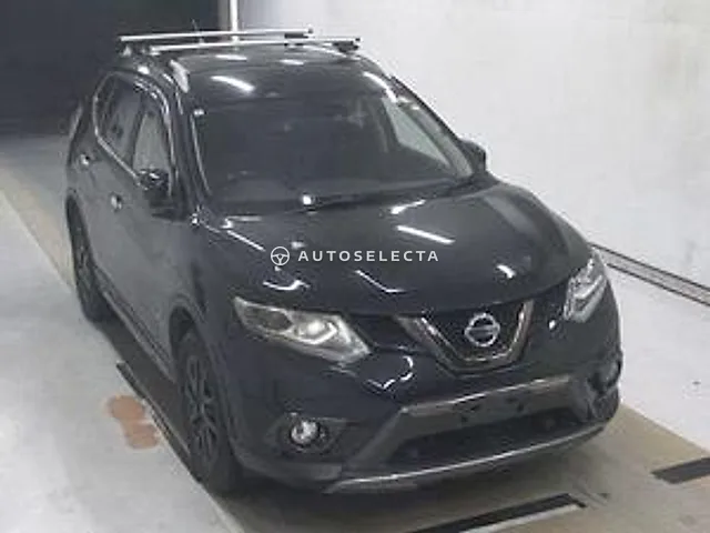 Nissan X-Trail 2015, auction grade R