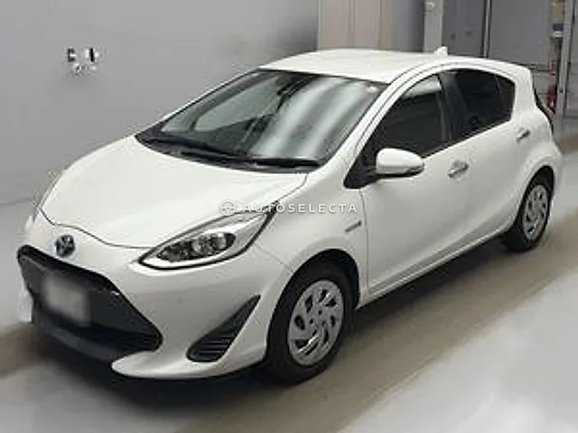 Toyota Aqua 2018, auction grade 3.5