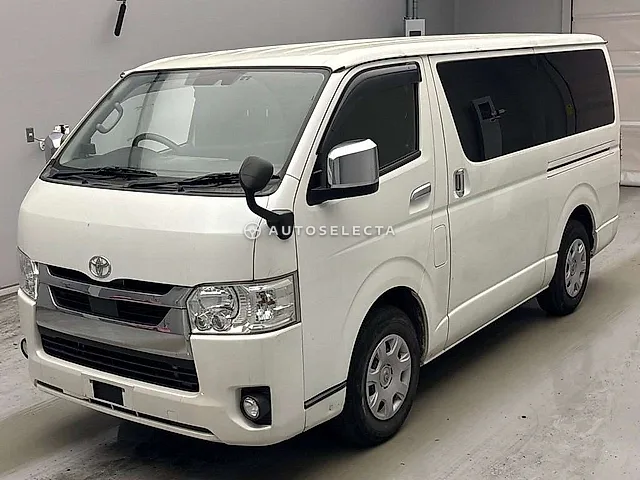 Toyota Hiace Van 2021, auction grade RA
