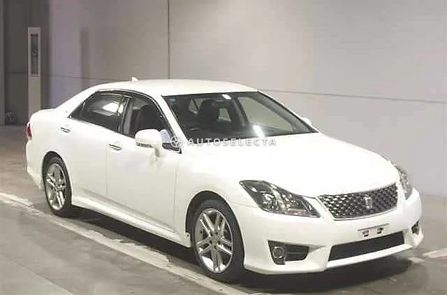 Toyota Crown Athlete 2010, auction grade 4