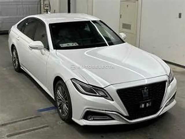 Toyota Crown Hybrid 2021