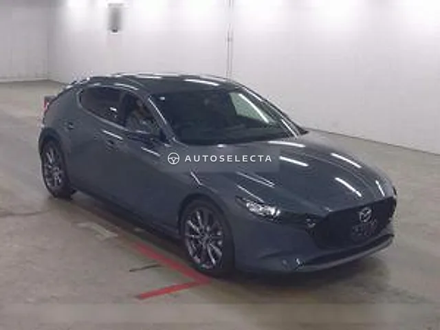 Mazda MAZDA3 Fastback 2023, auction grade 5