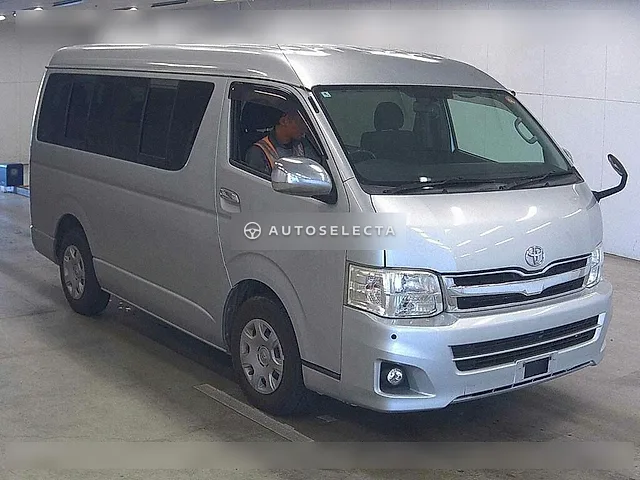 Toyota Hiace Wagon 2011, auction grade R