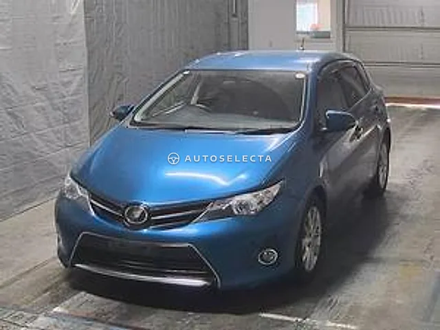 Toyota Auris 2012, auction grade 4