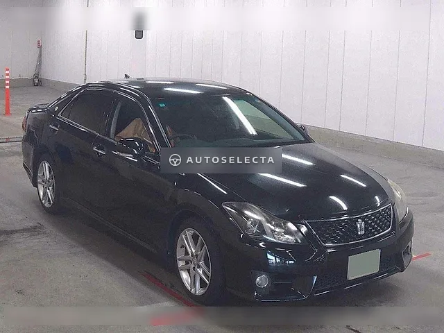 Toyota Crown 2012, auction grade 4