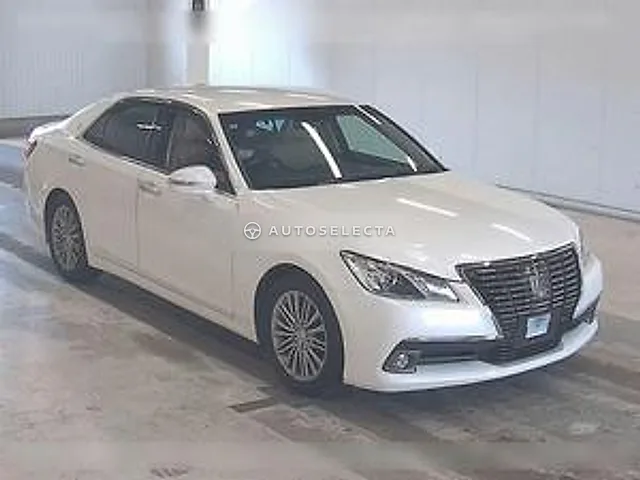 Toyota Crown Hybrid 2013, auction grade 3.5
