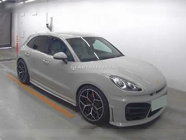Porsche Macan 2015, auction grade 4