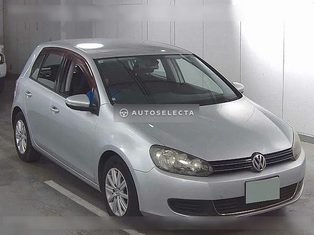 Volkswagen Golf 2013, auction grade 4
