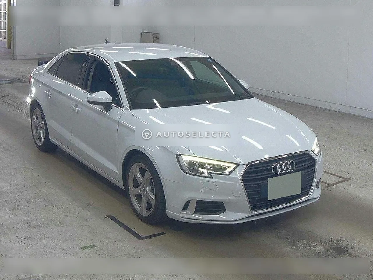 Audi A3 Sedan 2019, photo 1 of 6