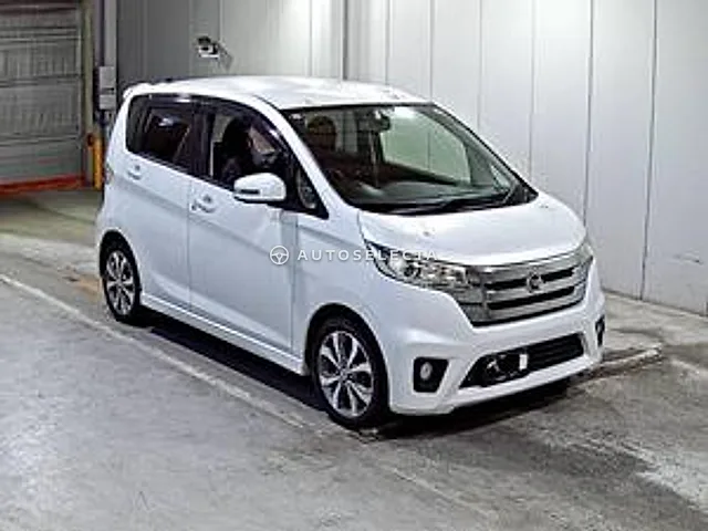 Nissan Dayz 2013, auction grade 3.5