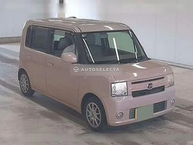 Daihatsu Move Conte 2014, auction grade 3.5