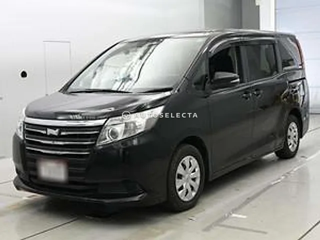 Toyota Noah 2015, auction grade 3