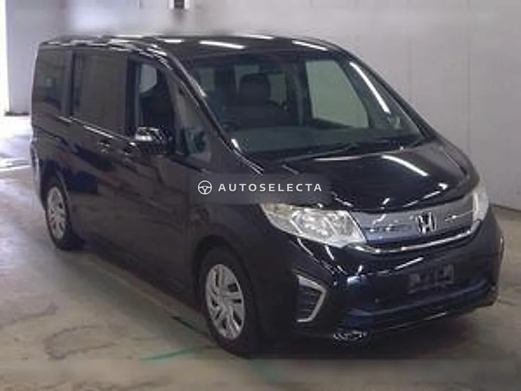 Honda Stepwgn 2015, photo 1 of 6
