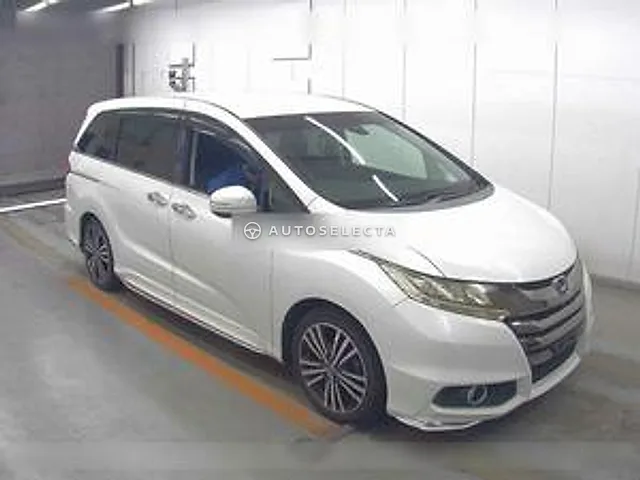 Honda Odyssey 2013, auction grade 3.5