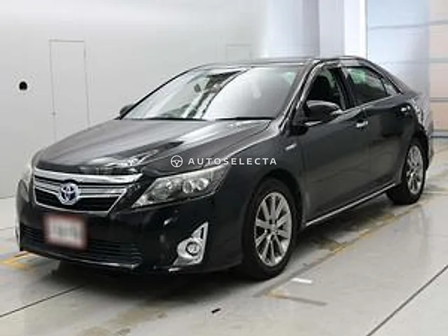 Toyota Camry 2013, auction grade 3.5