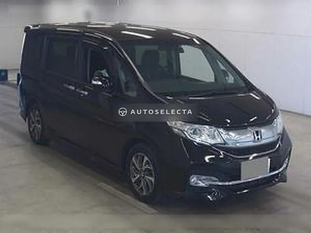 Honda Stepwgn Spada 2015, auction grade 4