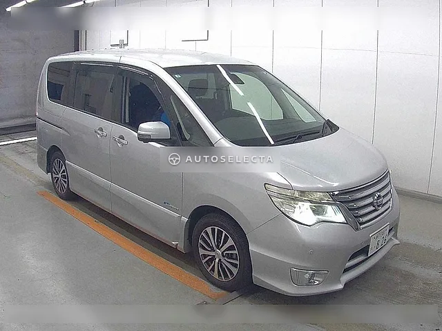 Nissan Serena 2015, auction grade 3.5