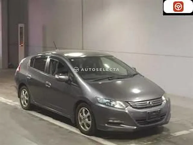 Honda Insight 2010, auction grade 3.5