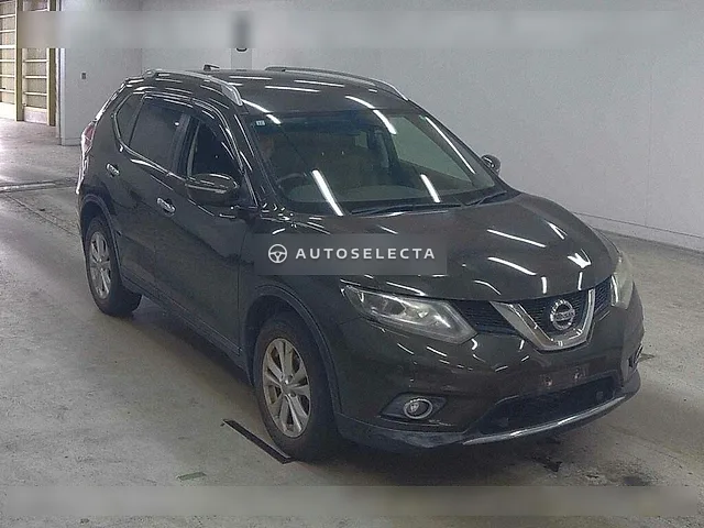 Nissan X-Trail 2016, auction grade 3.5