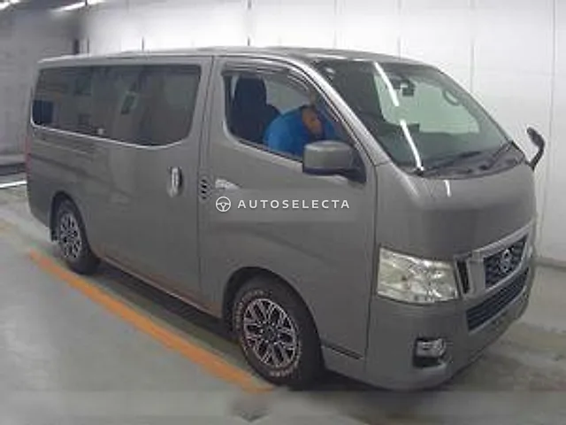 Nissan NV350 Caravan 2015, auction grade 3.5