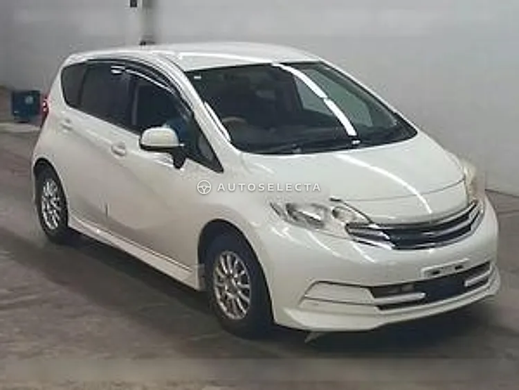 Nissan Note 2013, photo 1 of 1