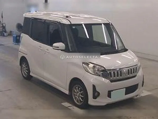 Mitsubishi eK Space Custom 2014, auction grade R
