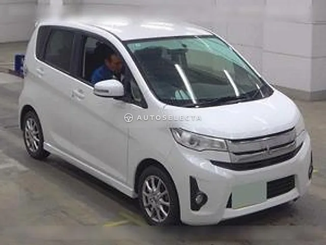 Mitsubishi eK Custom 2014, auction grade 4