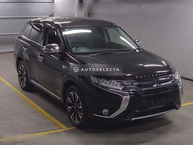 Mitsubishi Outlander PHEV 2016, auction grade 3.5