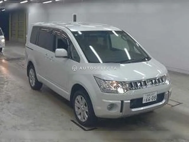 Mitsubishi Delica D:5 2016, auction grade 4.5