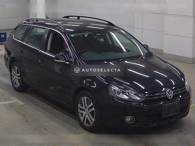 Volkswagen Golf Variant 2009, auction grade 4