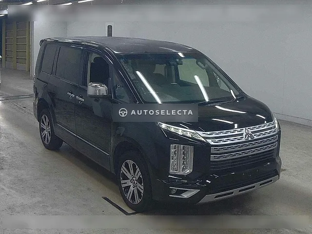 Mitsubishi Delica D:5 2019, auction grade 4