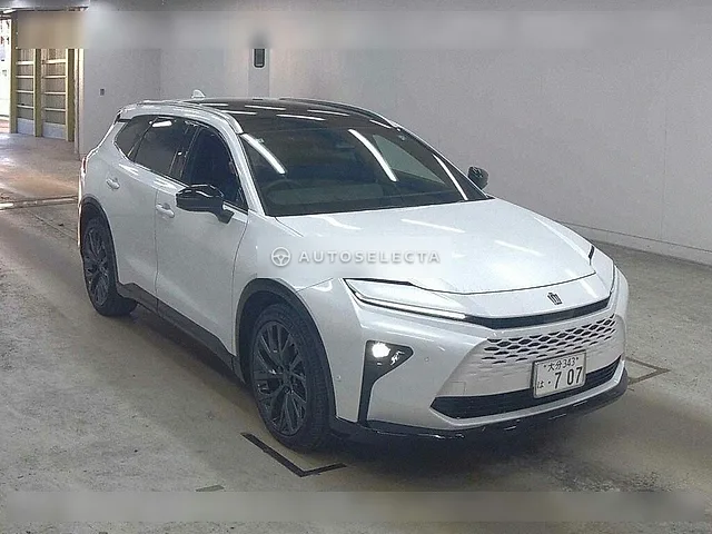 Toyota Crown Estate 2025, auction grade 6
