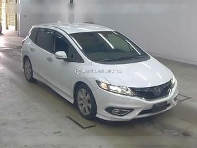 Honda Jade 2016, auction grade 4